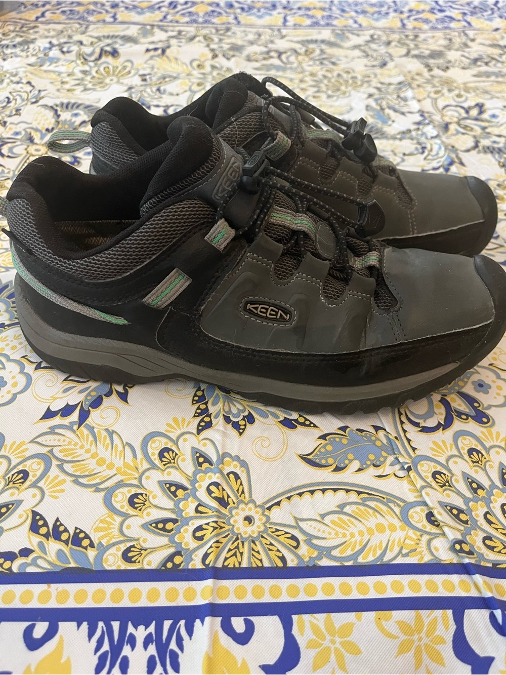 Keen Boy’s Grey and Black Athletic Hiking Shoes with Green Accents
